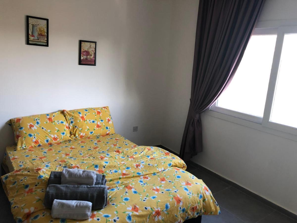 Reflex Apartment Spacious And Comfortable Nicosia Esterno foto