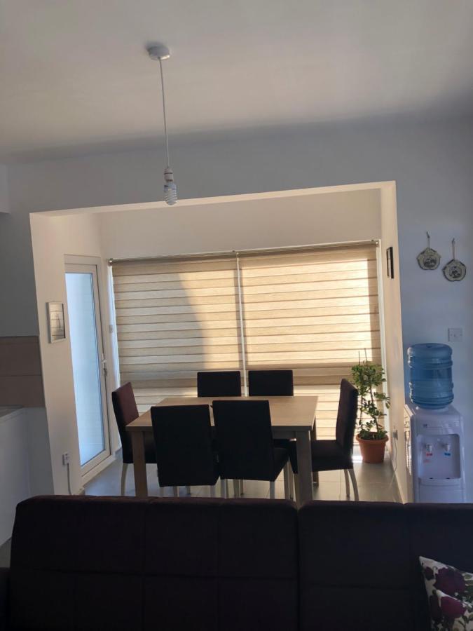 Reflex Apartment Spacious And Comfortable Nicosia Esterno foto