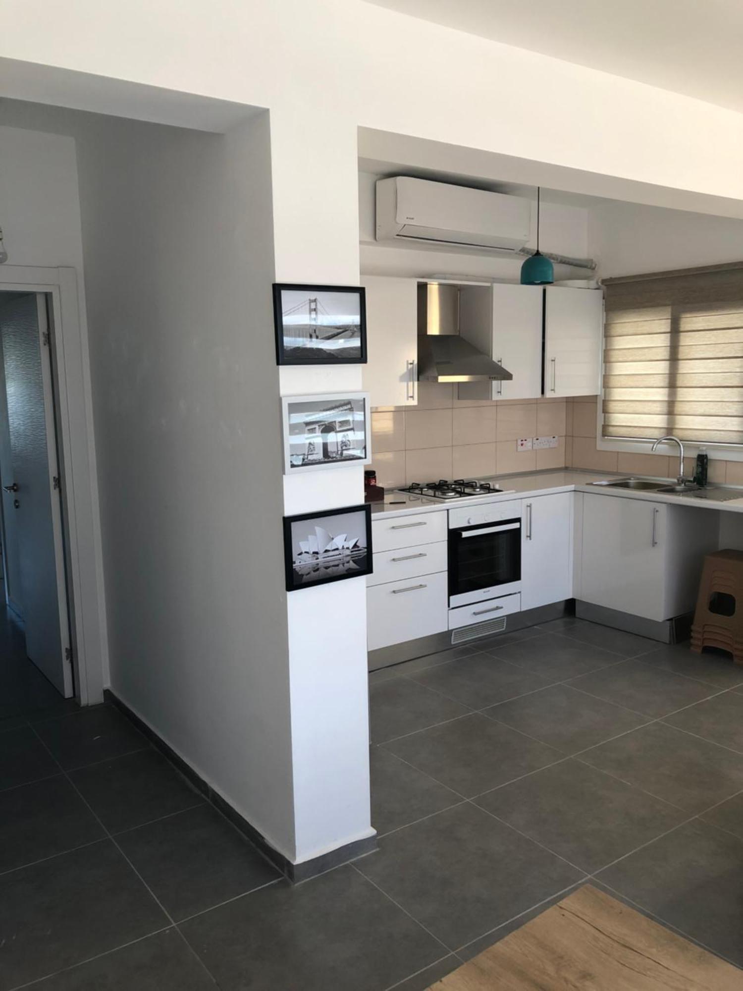 Reflex Apartment Spacious And Comfortable Nicosia Esterno foto