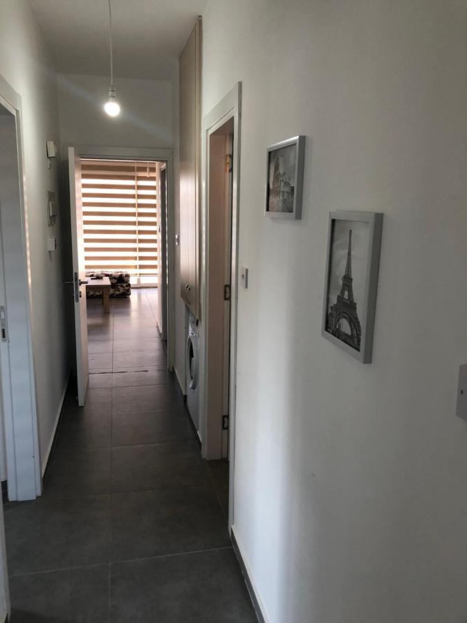 Reflex Apartment Spacious And Comfortable Nicosia Esterno foto